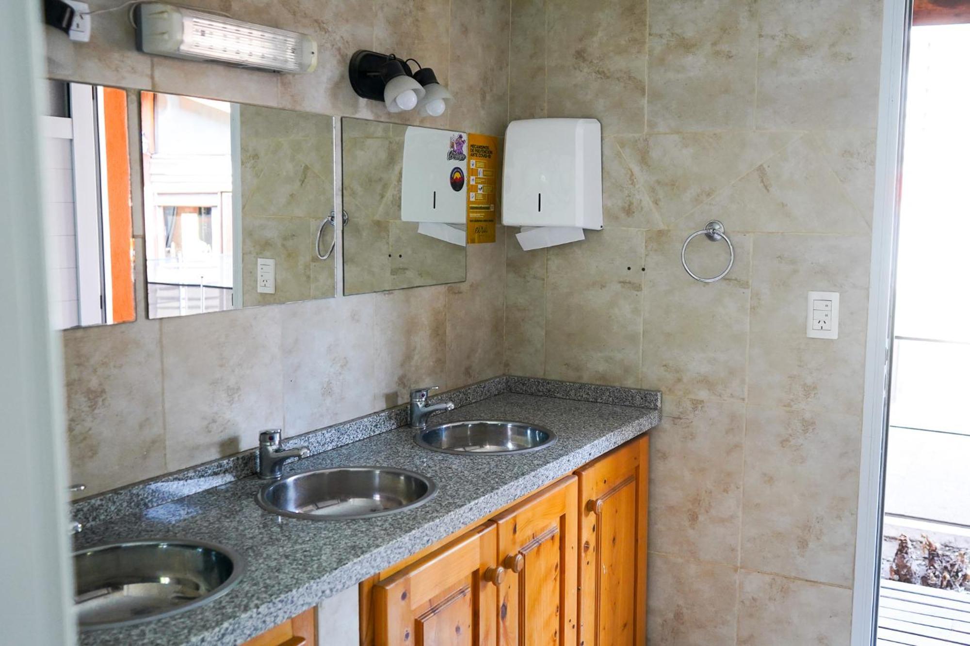 Eiru Hostel Santa Rosa de Calamuchita Bagian luar foto